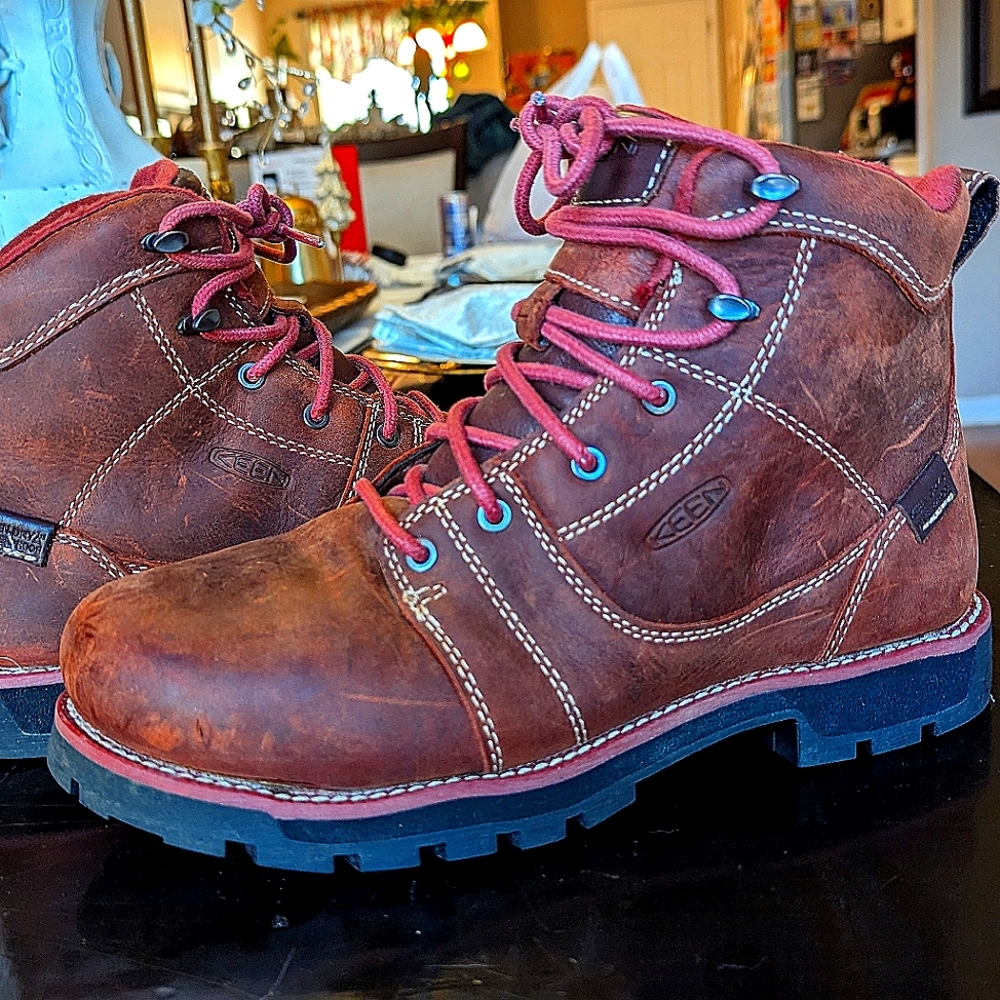 Keen Seattle Steel Toe Safety Women's Work Boots Open Box